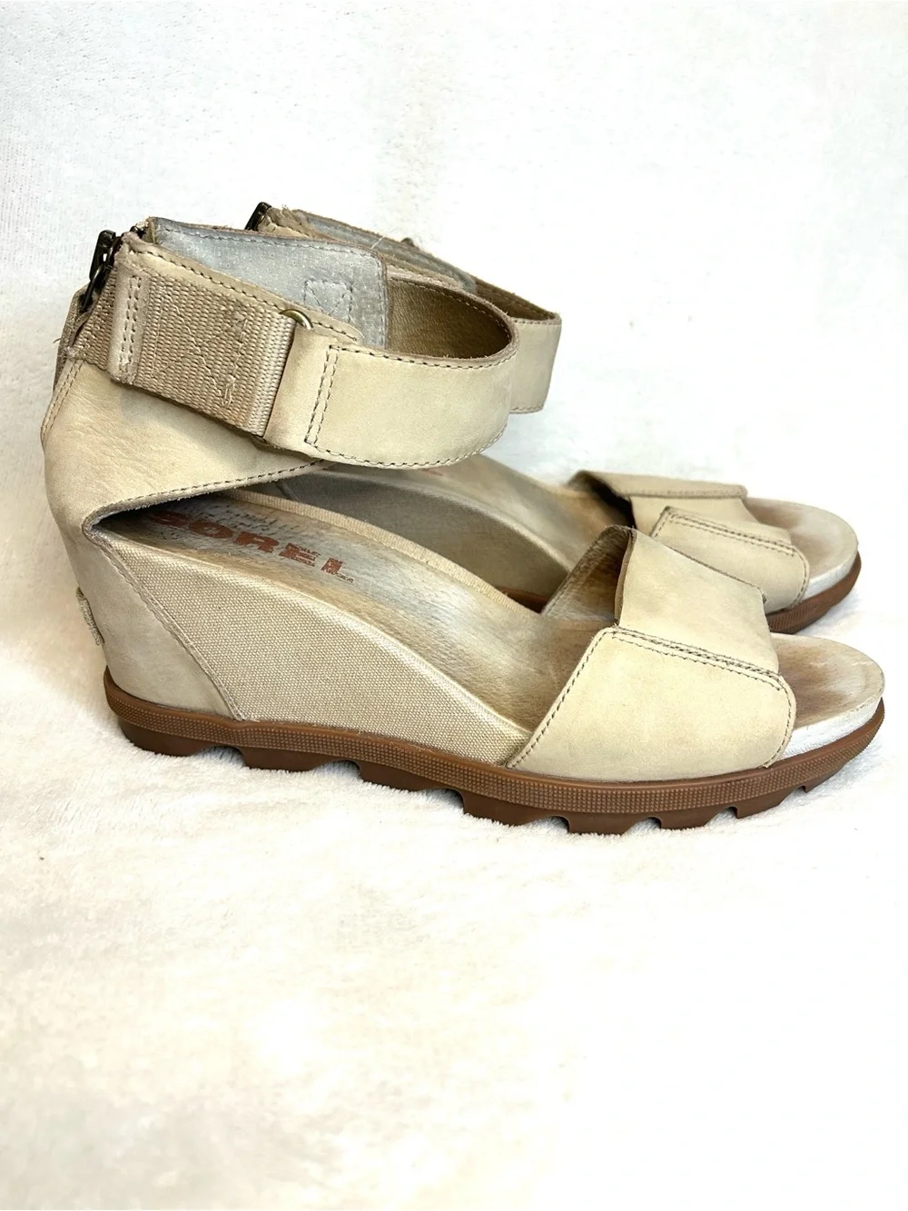 Sorel Joanie II Taupe Leather Wedge Platform Sandals Ankle Strap Women 8.5